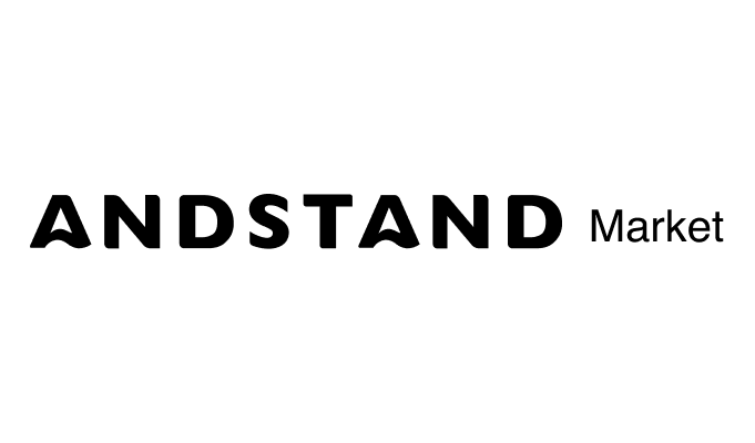 743472
